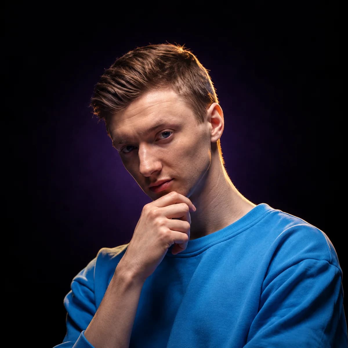 Resolut1on, голос фразы
